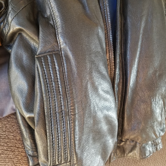 Black Medium English leather jacket - Picture 2 of 12